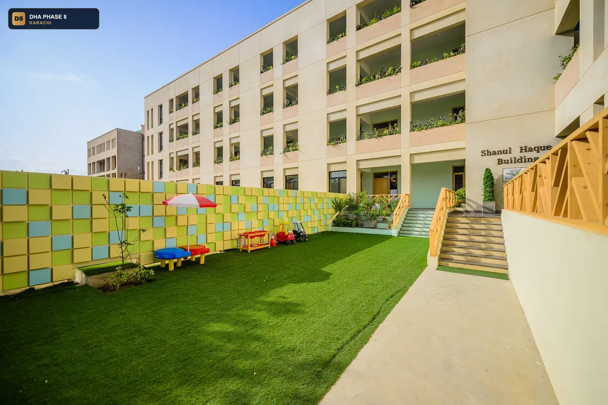 mrs-haque-s-school-dha-phase-8-karachi