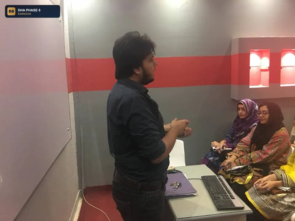 omni-academy-corporate-office-dha-phase-8-karachi thumb 2