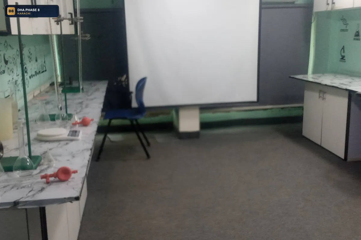 sj-academy-o-a-levels-a-level-practicals-dha-phase-8-karachi thumb 2