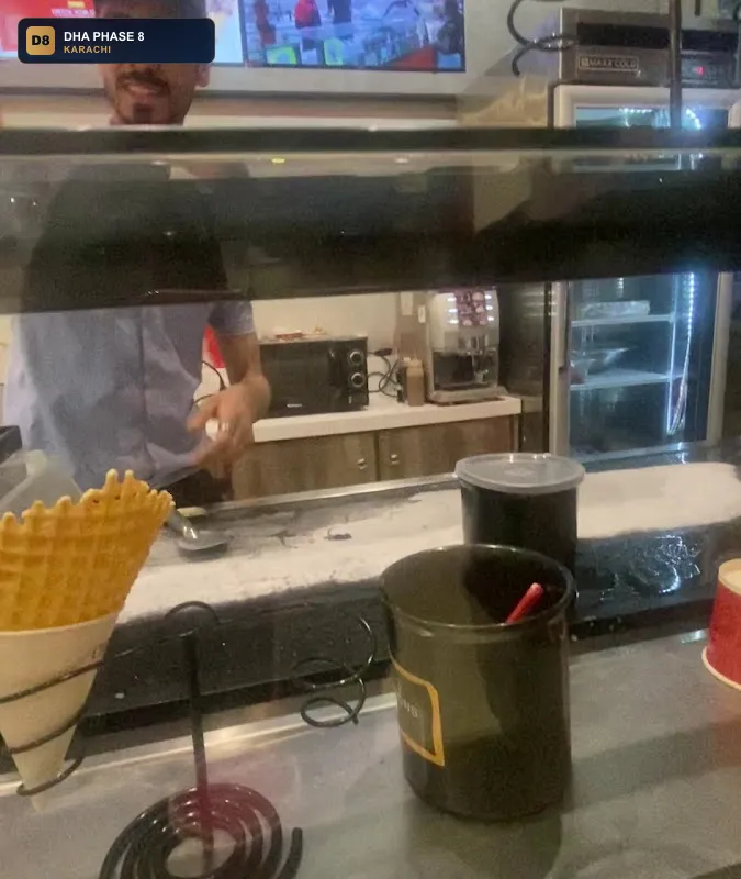 cold-stone-creamery-dha-phase-8-karachi thumb 3