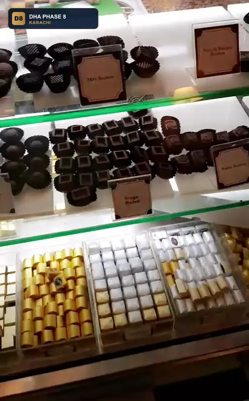 lals-patisserie-khy-e-shahbaz-dha-phase-8-karachi thumb 3