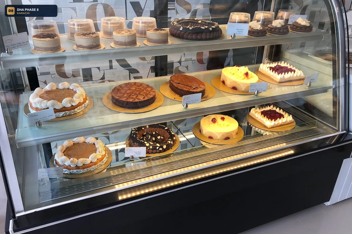 le-patissier-the-pastry-chef-dha-phase-8-karachi thumb 3
