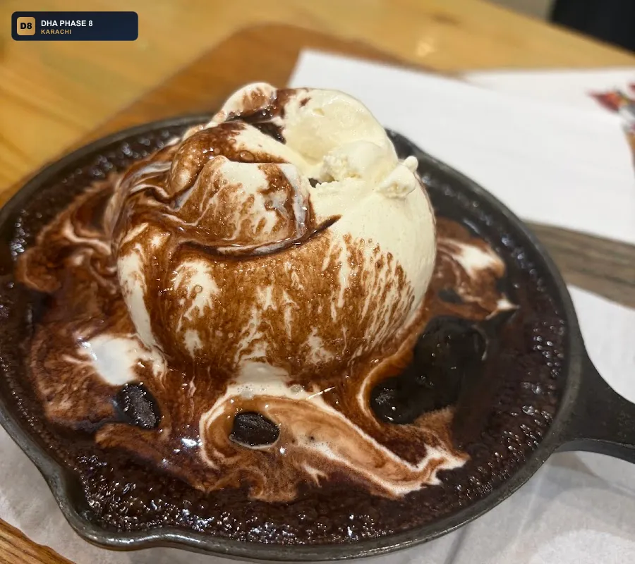 the-hot-spot-cafe-dha-phase-8-karachi thumb 2