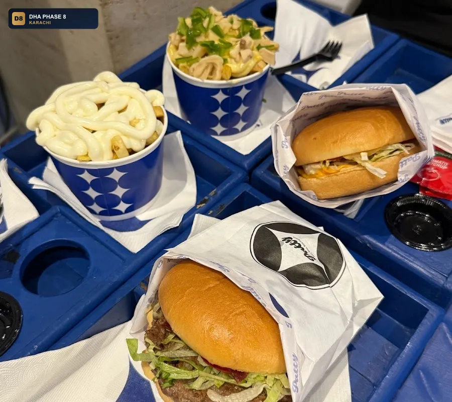 patty-burger-dha-phase-8-karachi thumb 3