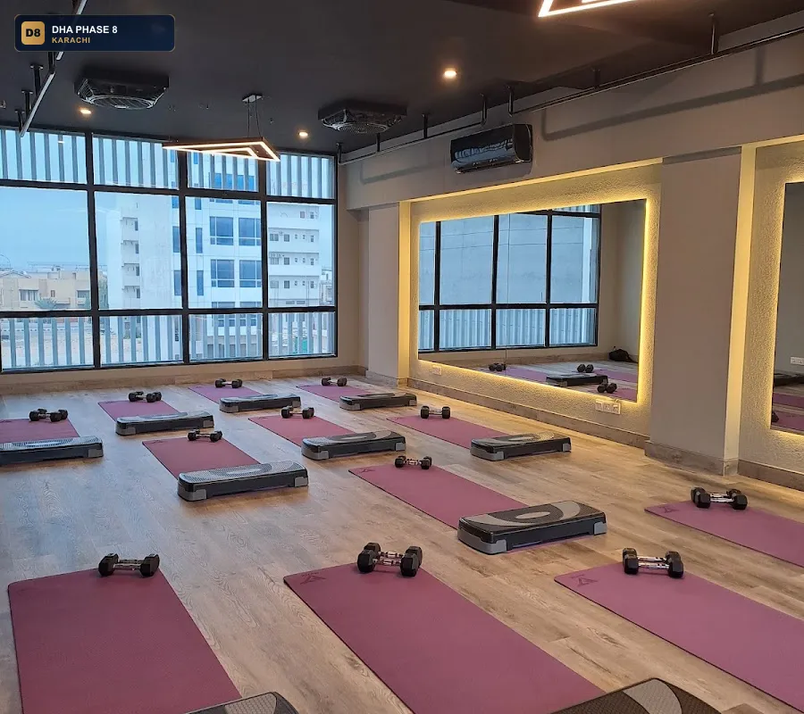 healtholiks-studio-dha-phase-8-karachi