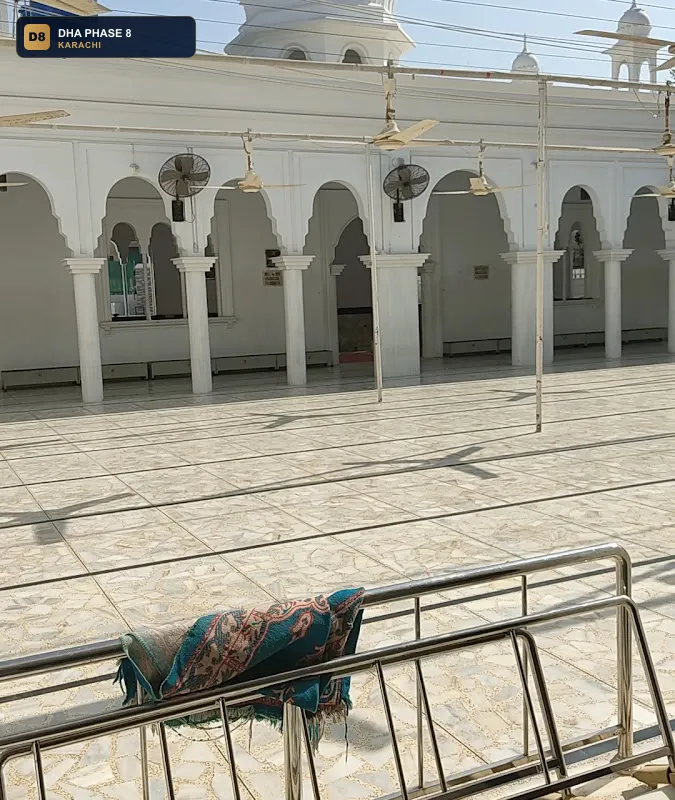 jami-masjid-hafiz-ayaz-mahmood-dha-phase-8-karachi thumb 2