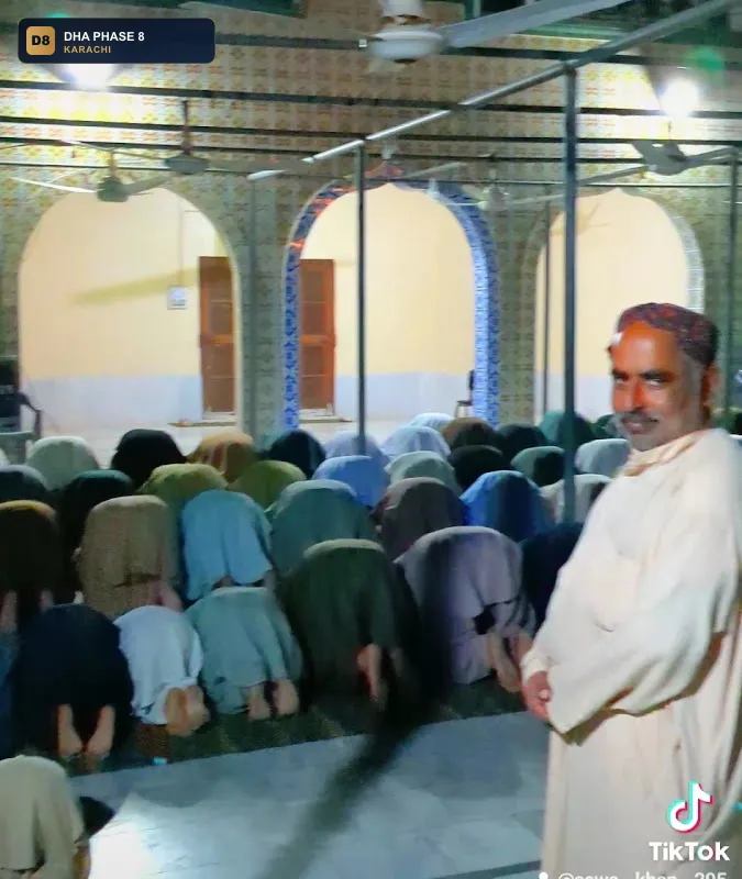 masjid-amir-hamza-dha-phase-8-karachi