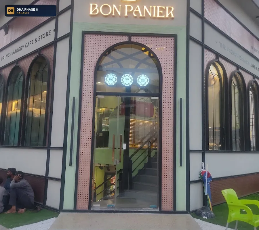 le-bon-panier-cafe-dha-phase-8-karachi