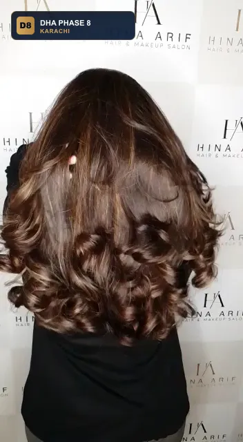 hina-arif-hair-and-beauty-salon-dha-phase-8-karachi thumb 2