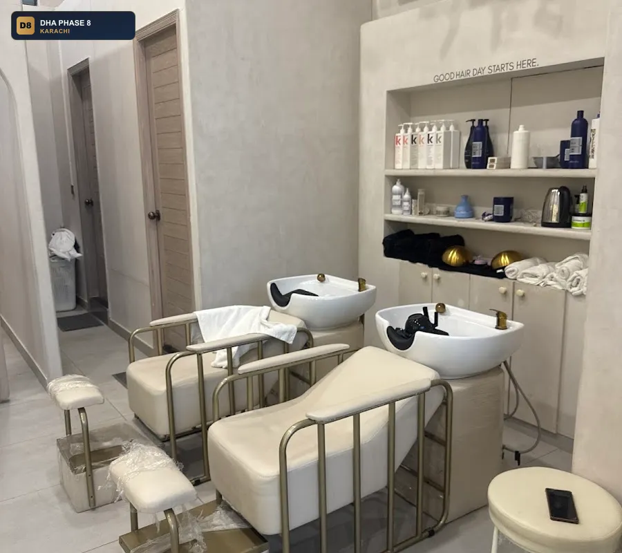 reve-salon-and-spa-dha-phase-8-karachi