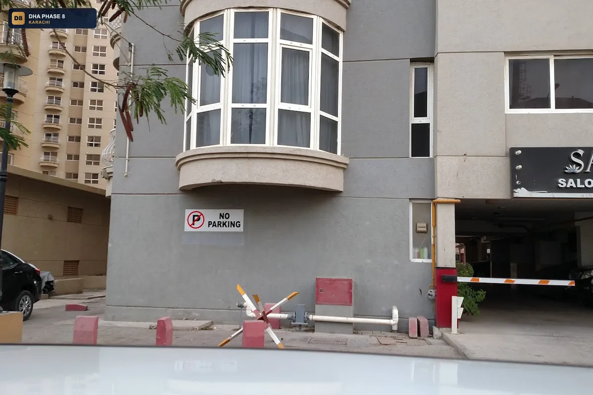 sara-salon-spa-dha-phase-8-karachi